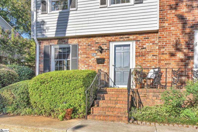 Property image 2 at 815 Edwards Road, Greenville, SC 29615