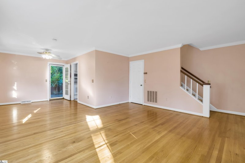 Property image 5 at 815 Edwards Road, Greenville, SC 29615