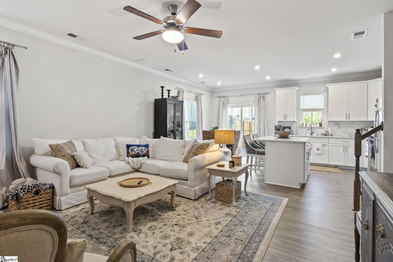 Property image 4 at 109 Lilywood Court, Simpsonville, SC 29681