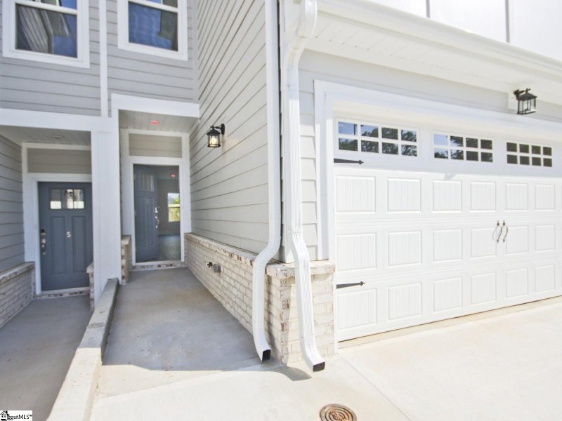 Property image 4 at 7 Lettner Drive, Greenville, SC 29607