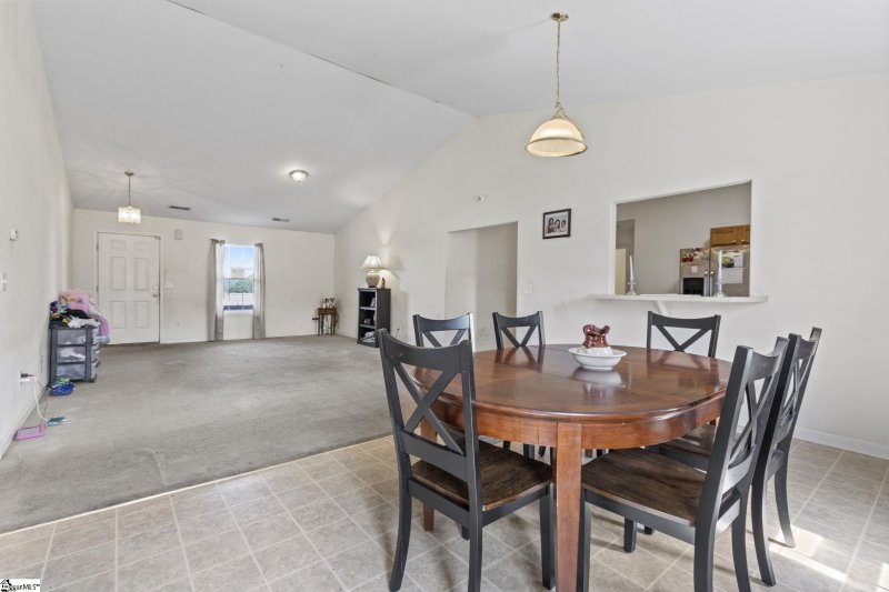 Property image 3 at 106 Blackbird Lane, Greenville, SC 29611