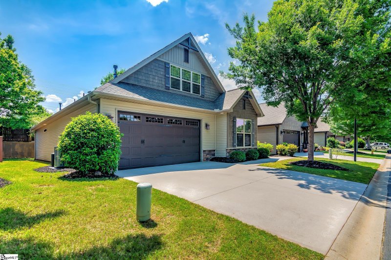 Property image 4 at 14 Litten Way, Greenville, SC 29615