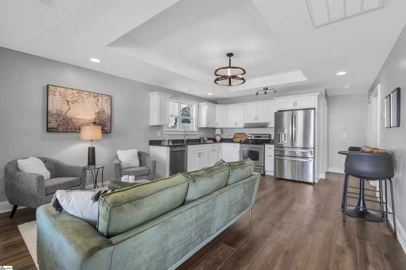 Property image 3 at 16 Welch Street, Greenville, SC 29605