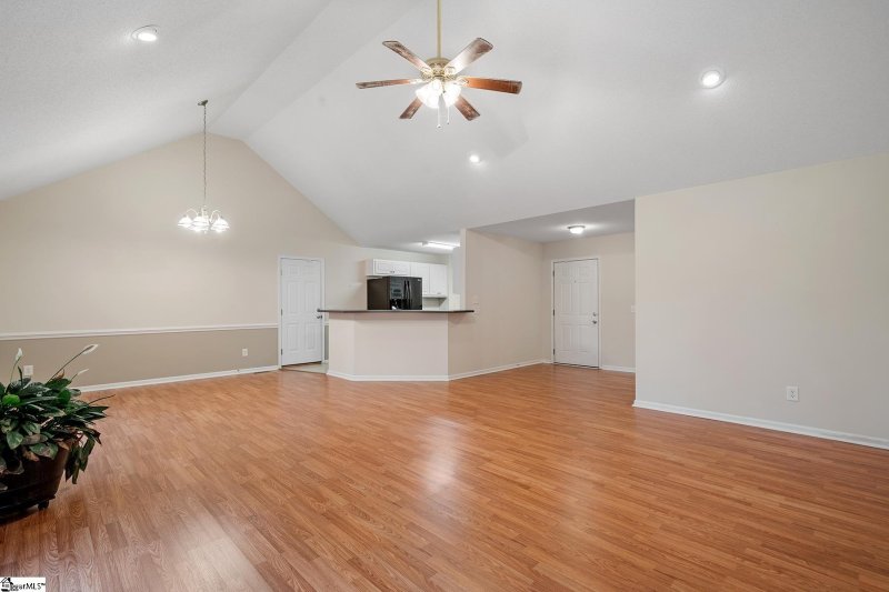 Property image 3 at 230 Hallmark Circle, Easley, SC 29640