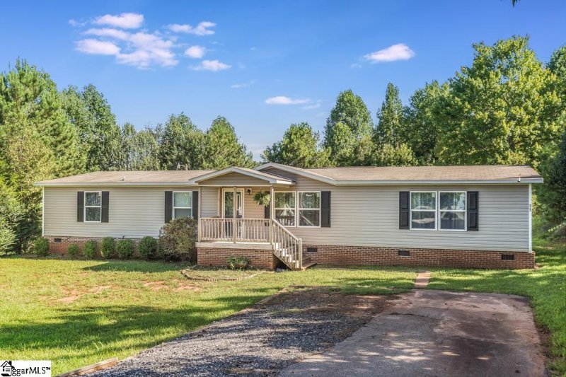 Property image 2 at 115 Loblolly Court, Easley, SC 29640