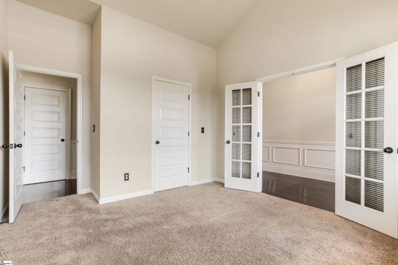 Property image 5 at 300 Stoneleigh Road, Simpsonville, SC 29681