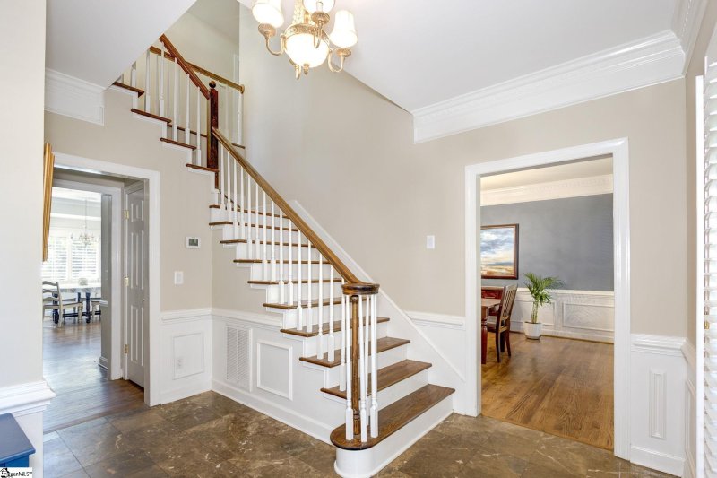 Property image 3 at 6 Windy Court, Greenville, SC 29615