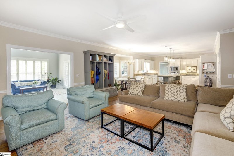 Property image 4 at 6 Windy Court, Greenville, SC 29615