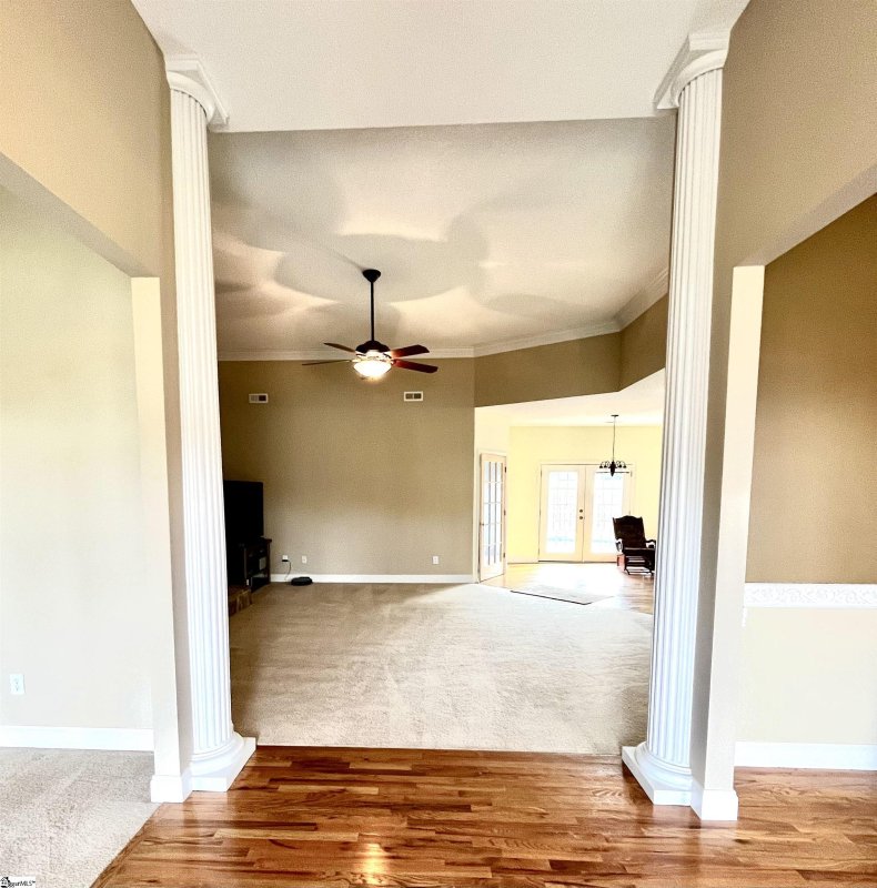 Property image 2 at 701 Brookdale Drive, Greer, SC 29651