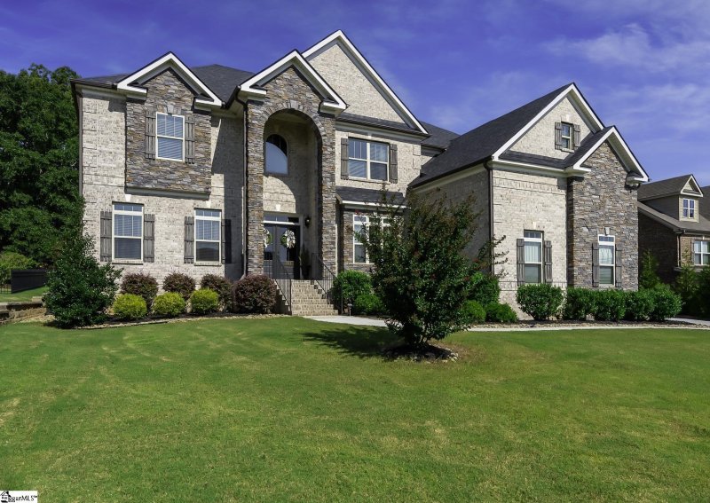 Property image 2 at 305 Tuxedo Lane, Greer, SC 29651