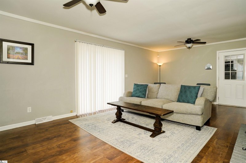 Property image 3 at 690 Forrester Drive, Greenville, SC 29607