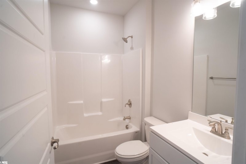 Property image 4 at 57 Woodcross Drive, Simpsonville, SC 29681