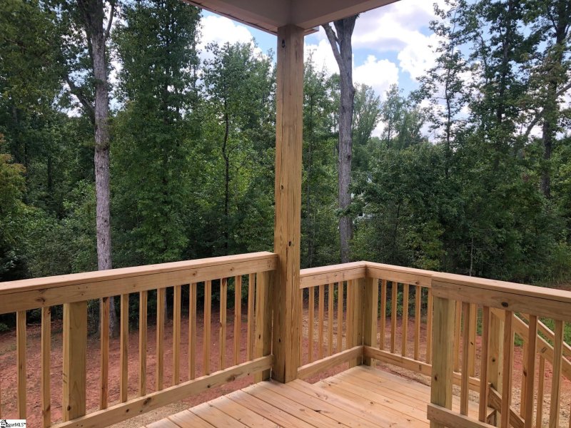 Property image 5 of 620 Forden Drive in Shady Grove Hills, Wellford, SC 29385