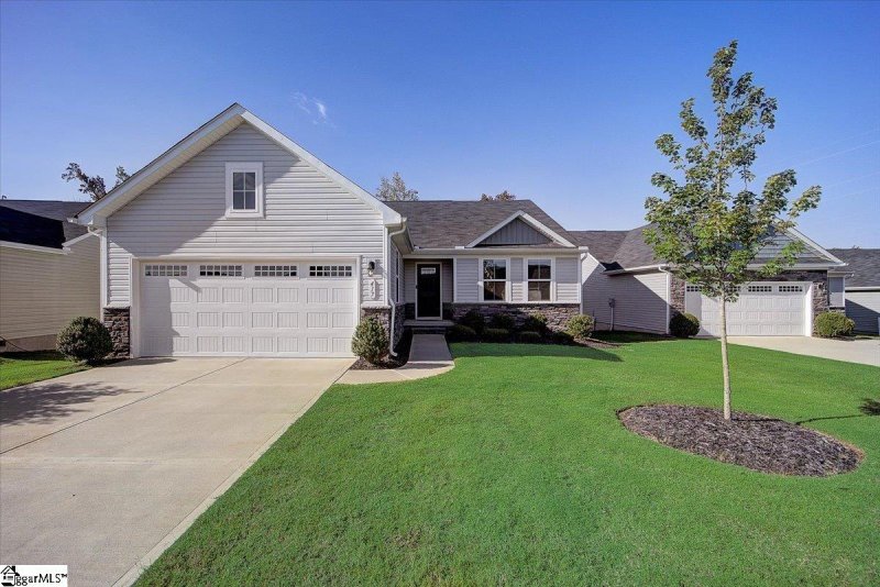 417 Edgehill Court