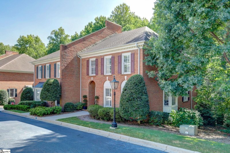 Property image 2 at 224 Glenbrooke Way, Greenville, SC 29615