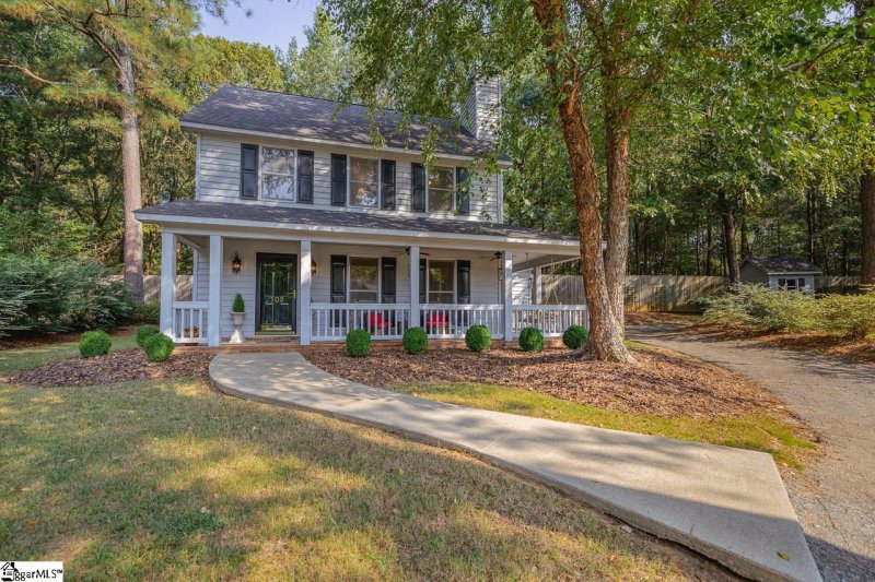 Property image 2 at 105 Brayton Court, Spartanburg, SC 29301