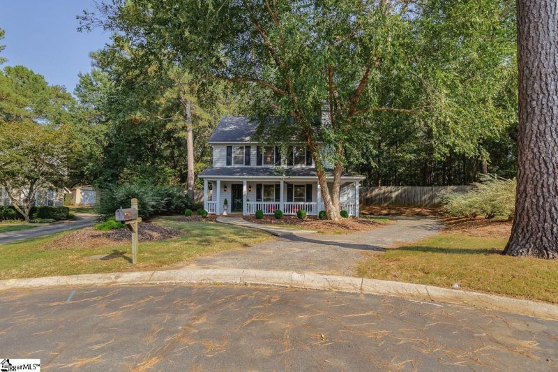 Property image 4 at 105 Brayton Court, Spartanburg, SC 29301