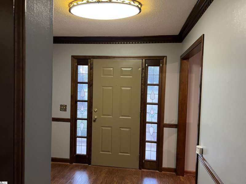 Property image 3 at 2 Brynhurst Court, Greenville, SC 29615