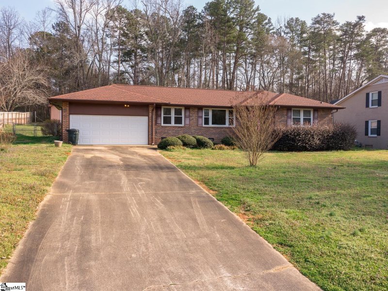 Property image 2 at 469 Royal Oak Drive, Spartanburg, SC 29302-4505