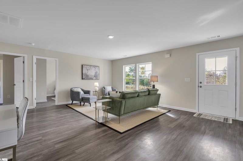 Property image 4 at 402 Starboard Court, Greenville, SC 29617