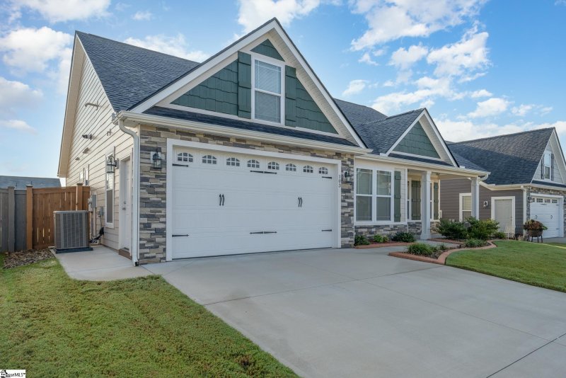 Property image 3 at 103 Marshfield Trail, Simpsonville, SC 29680