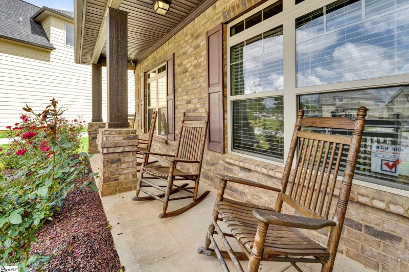 Property image 2 at 433 Castleford Place, Simpsonville, SC 29681-4597