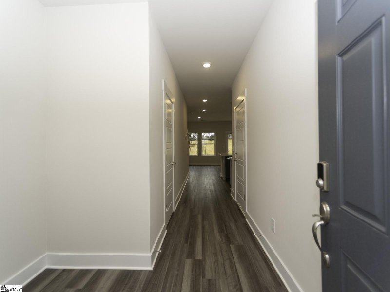 Property image 4 at 931 Yarn Way, Greer, SC 29651