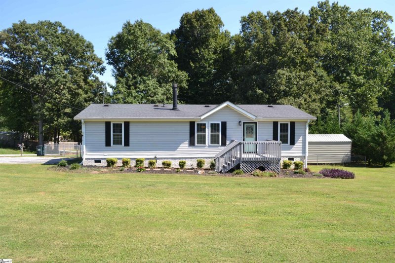 Property image 3 at 100 Manchester Avenue, Piedmont, SC 29673-9187