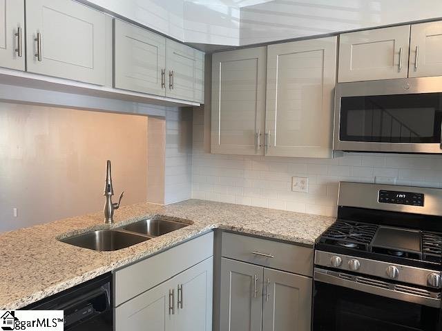 Property image 2 at 2530 East North Street, Greenville, SC 29615