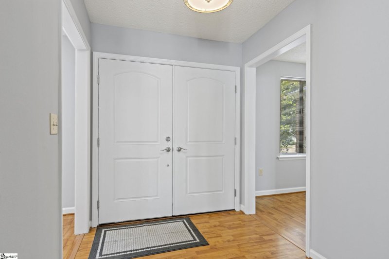 Property image 3 at 201 Sandstone Drive, Taylors, SC 29687-6641