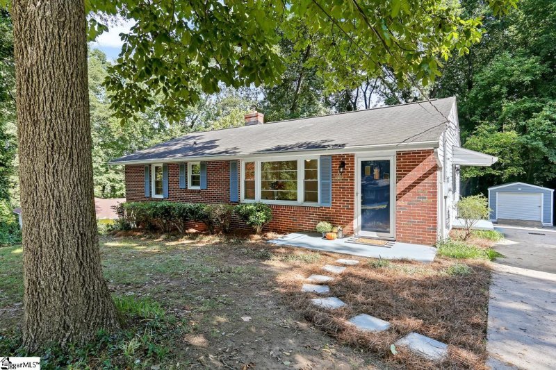 Property image 2 at 306 Dupont Drive, Greenville, SC 29607