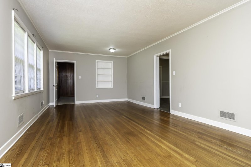 Property image 4 at 126 Holly Drive, Spartanburg, SC 29301