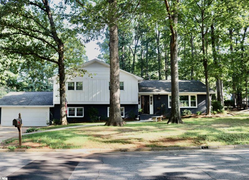 105 Dove Tree Lane