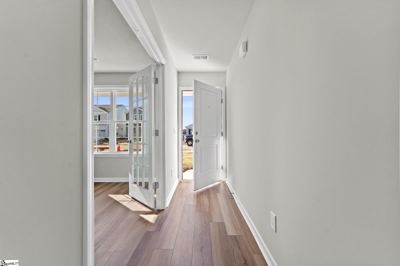 Property image 2 at 20 Chalet Court, Anderson, SC 29621