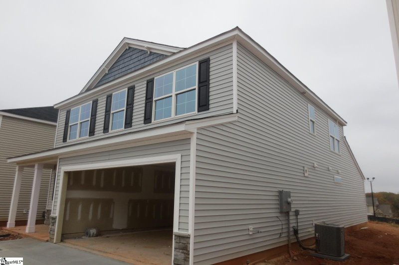 Property image 2 at 21 Chalet Court, Anderson, SC 29621