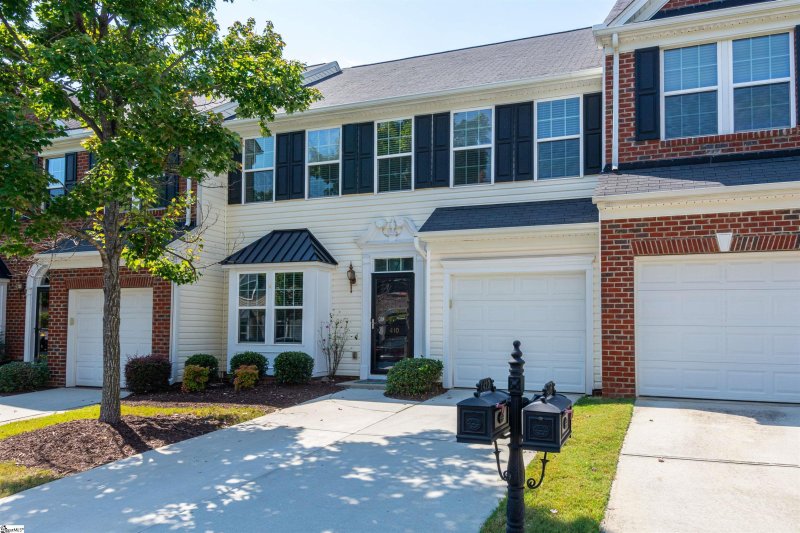 410 Cedar Pines Drive