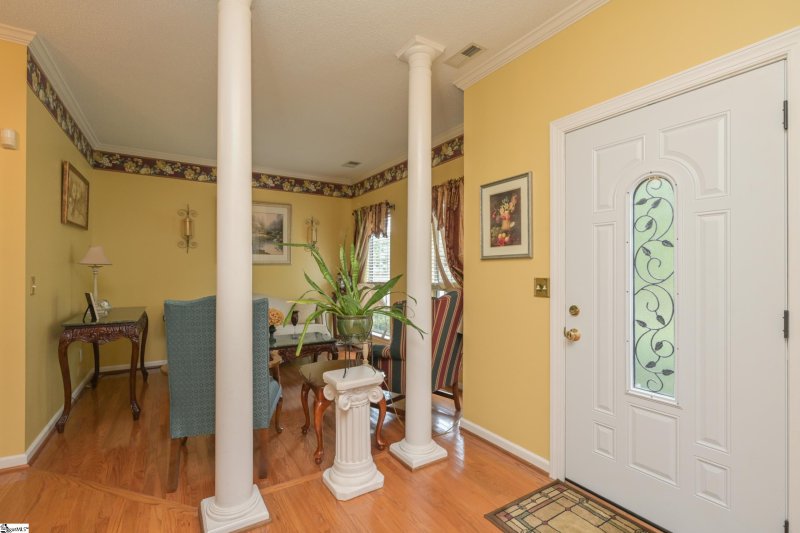 Property image 2 at 100 Misty Crest Circle, Greenville, SC 29615