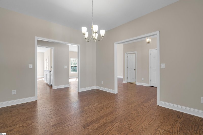 Property image 4 at 3 Carter Drive, Greenville, SC 29607