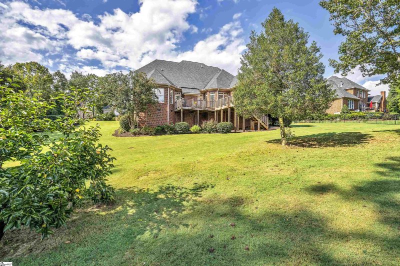 Property image 2 at 311 Kennesaw Court, Spartanburg, SC 29301