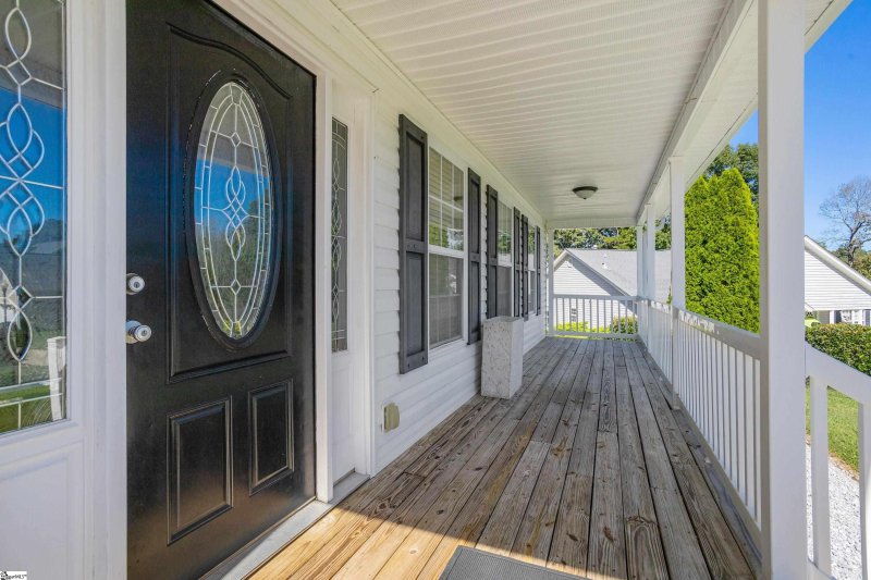 Property image 4 at 112 Prairie Knoll Court, Greer, SC 29651