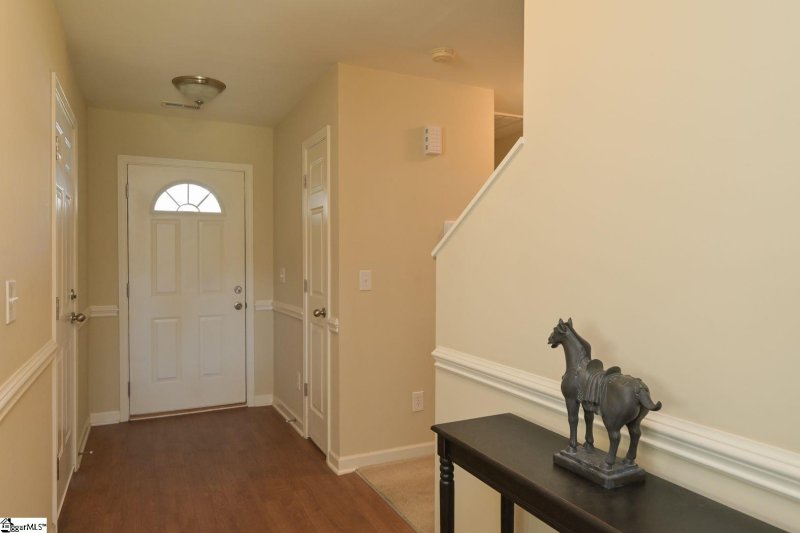 Property image 3 at 60 maravista Avenue, Greenville, SC 29617