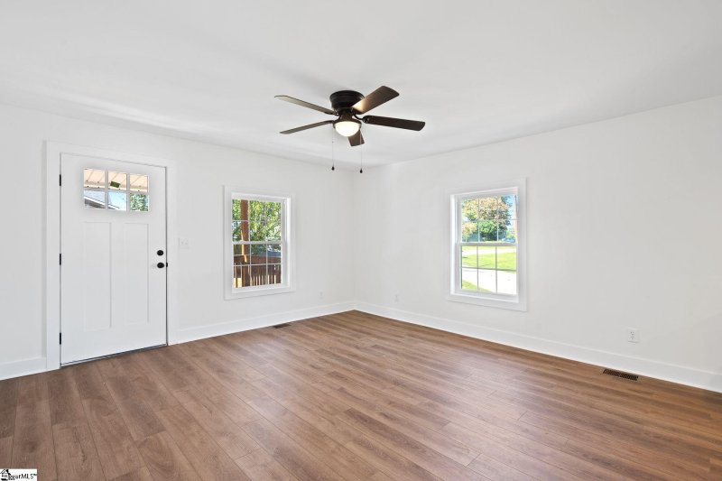 Property image 5 at 311 W Beattie Street, Liberty, SC 29657