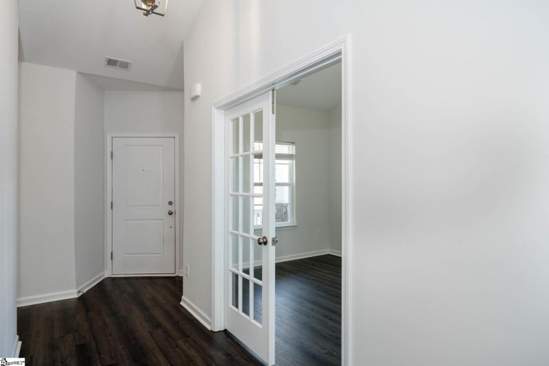Property image 4 at 107 HICKORY Park Court, Spartanburg, SC 29303