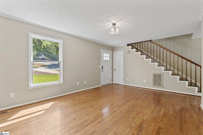 Property image 3 at 1015 Still Hollow Lane, Taylors, SC 29687