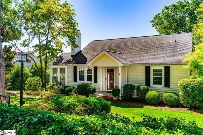 Property image 2 at 316 Longview Terrace, Greenville, SC 29605