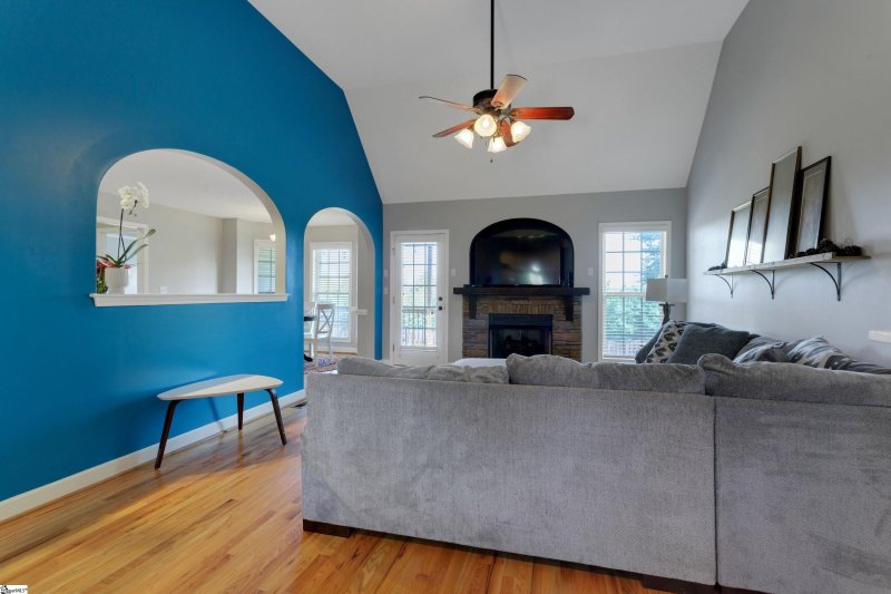 Property image 5 at 318 War Emblem Drive, Boiling Springs, SC 29316-8397