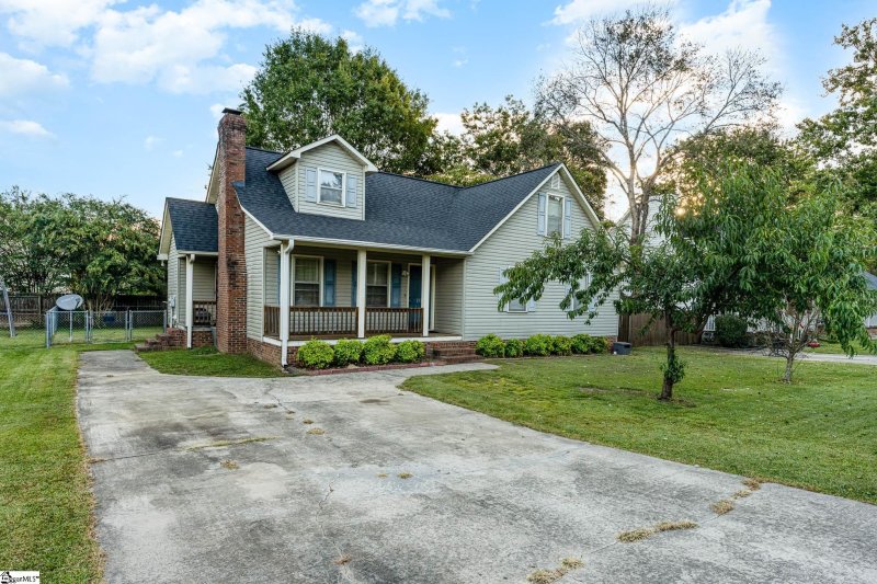 113 COURT Drive