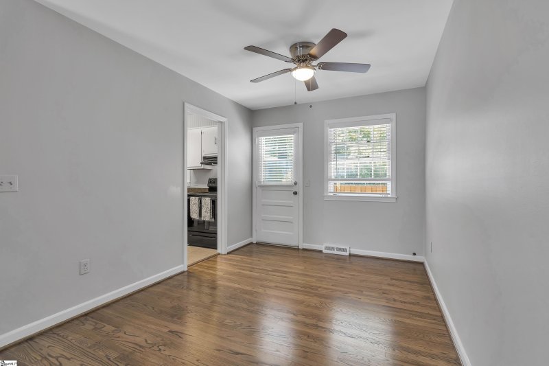 Property image 4 at 815 Edwards Road, Greenville, SC 29615