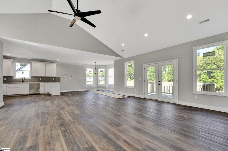 Property image 5 at 712 Rockcliff Street, Greenville, SC 29617-6746