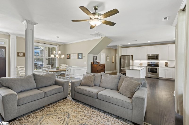 Property image 5 at 2 Park Vista Way, Greenville, SC 29617-7939